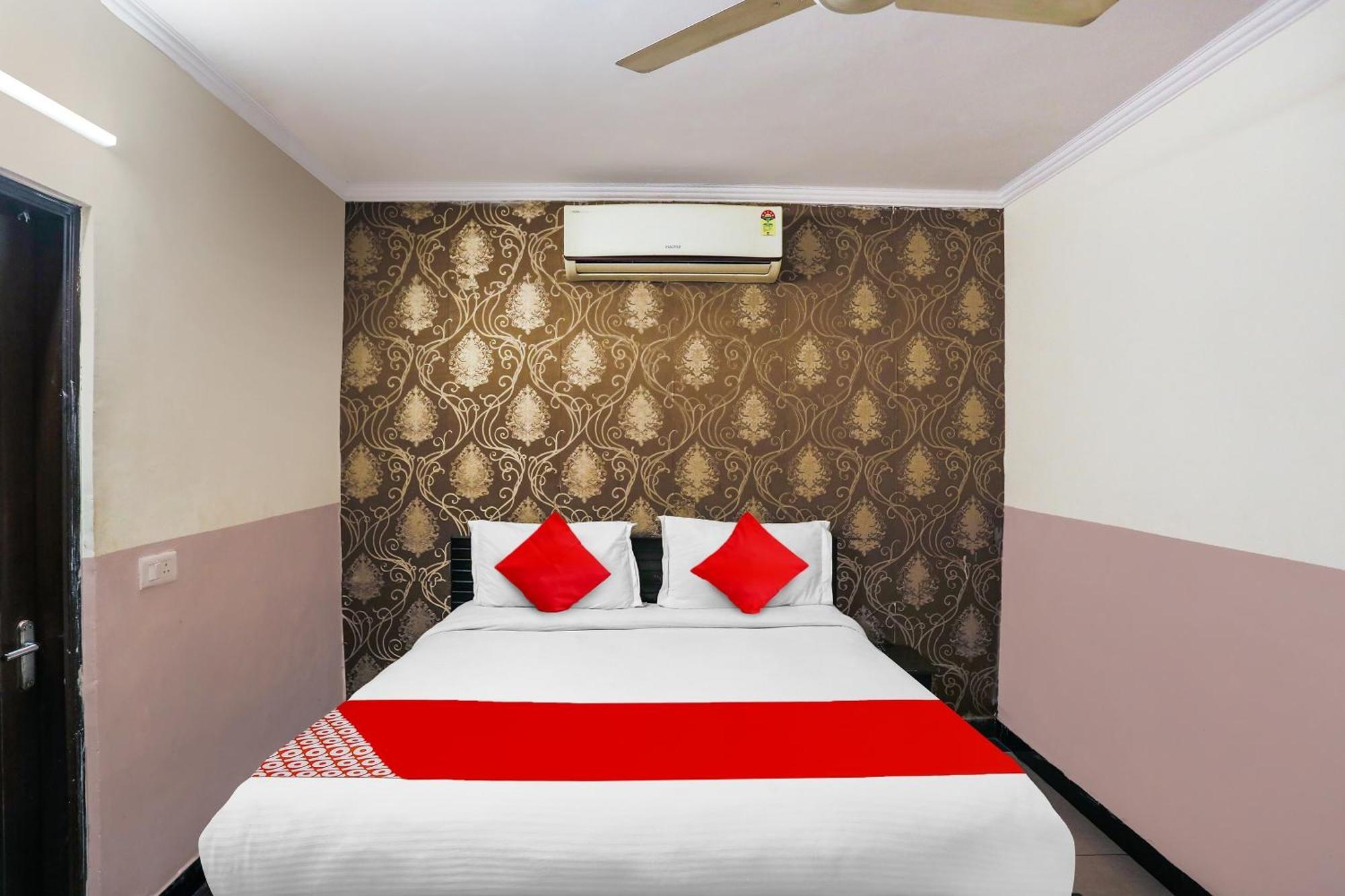 Hotel O Royal Galaxy Нью-Делі Екстер'єр фото